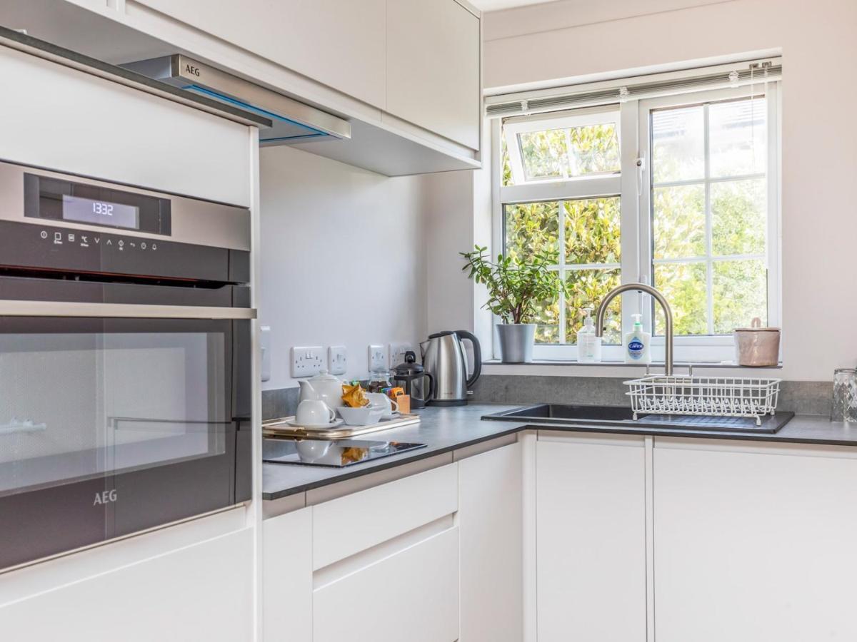 Pass The Keys Charming Apartment Attached To Thatched Cottage Chichester Luaran gambar