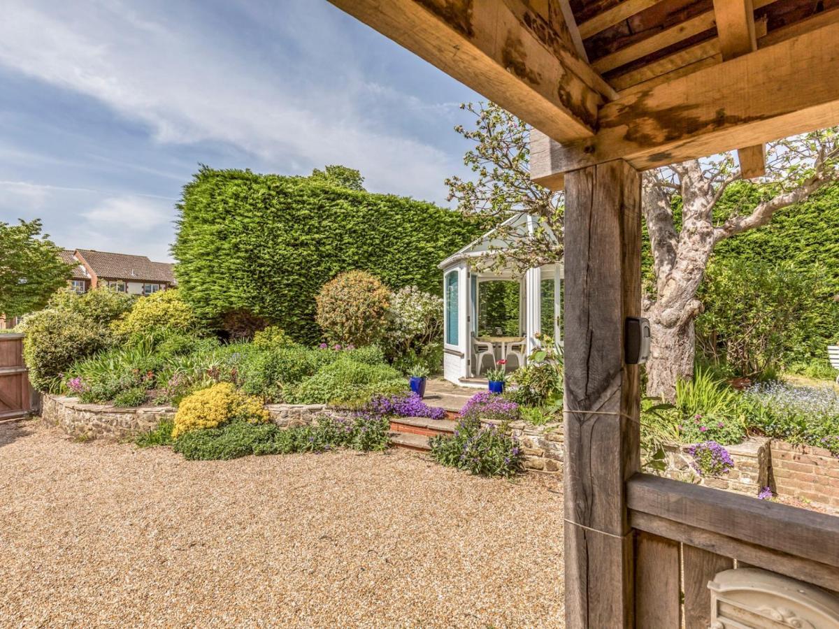 Pass The Keys Charming Apartment Attached To Thatched Cottage Chichester Luaran gambar