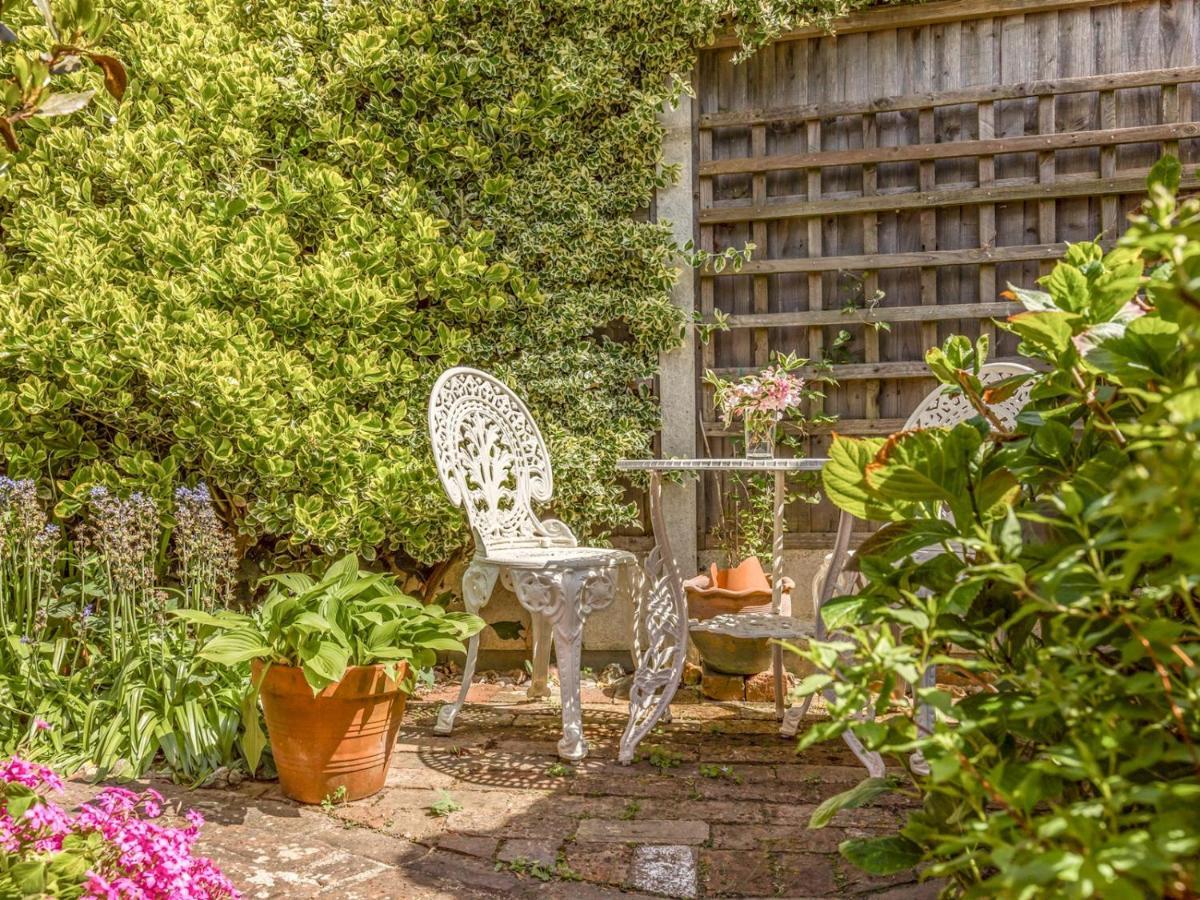 Pass The Keys Charming Apartment Attached To Thatched Cottage Chichester Luaran gambar